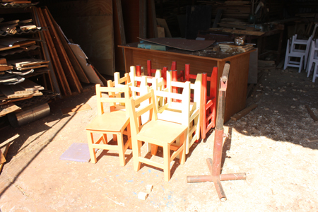 15 Die Stühle sind fertig