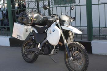 BMW 650 GS mit vergrössertem Tank
