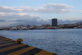 Fährhafen von Piräus.